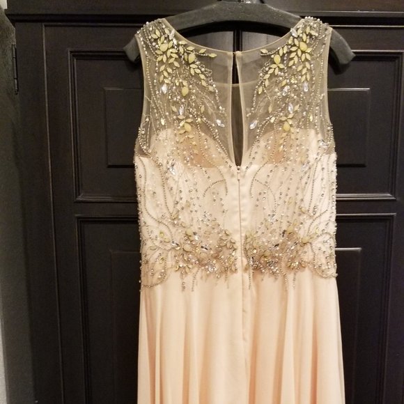 Cinderella Divine Dress - Picture 2 of 9